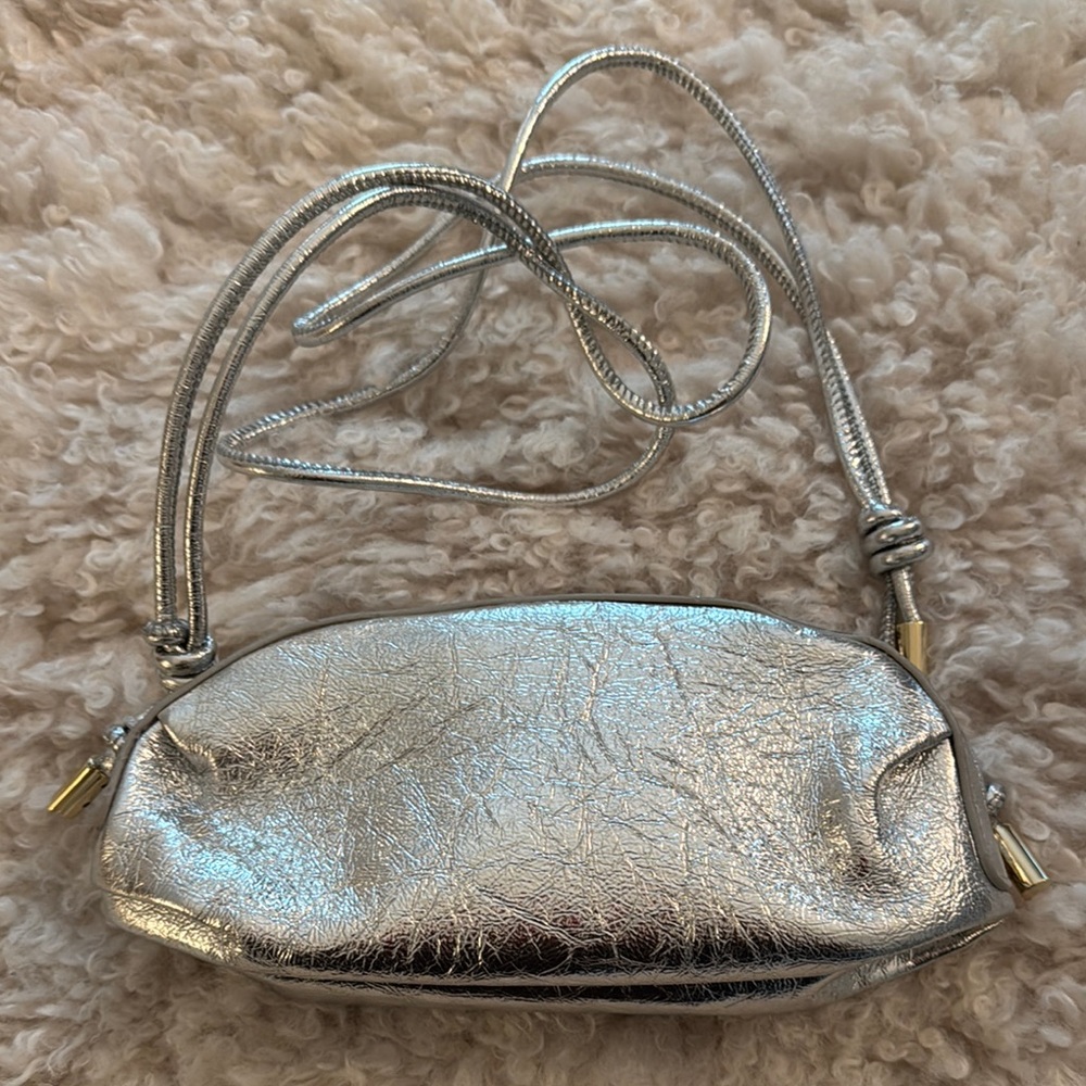 Zara Silver Crossbody Bag with Sleek Design
